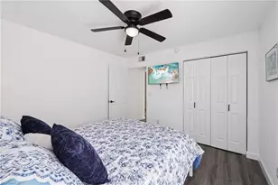 845 New Waterford Dr, Naples, FL 34104 - Photo 19