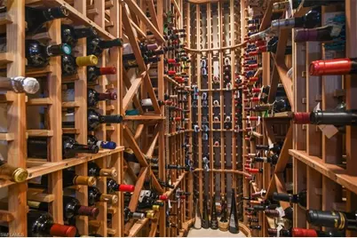 396 Edgemere Way E, Naples, FL 34105 - Photo 13