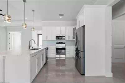 2557 8th Ave SE, Naples, FL 34117 - Photo 9