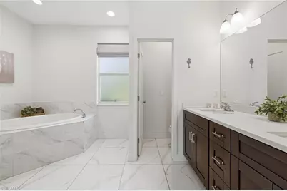 3380 4th Ave NE, Naples, FL 34120 - Photo 17