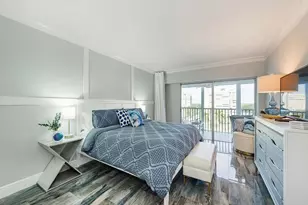 1 Bluebill Ave, Naples, FL 34108 - Photo 7