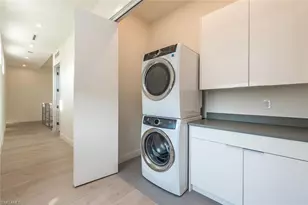 1559 Chesapeake Ave, Naples, FL 34102 - Photo 29