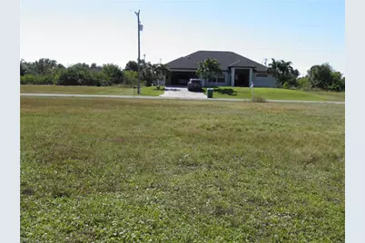 1627 NE 23rd Ter, Cape Coral, FL 33909 - Photo 7