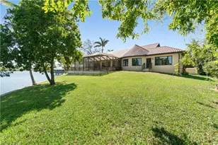 27557 Shore Dr, Bonita Springs, FL 34134 - Photo 39