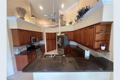 2109 Morning Sun Ln, Naples, FL 34119 - Photo 17