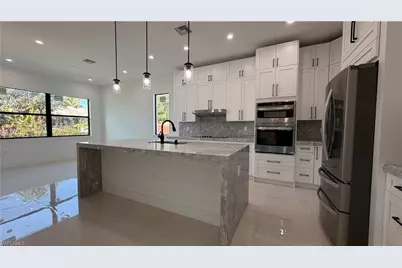 4710 Acadia Ln, Naples, FL 34112 - Photo 3