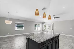 175 Village Circle, Labelle, FL 33935 - Photo 13