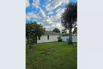 857 Summerfield Dr, Naples, FL 34120 - Photo 17