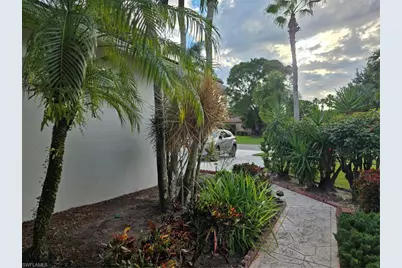 857 Summerfield Dr, Naples, FL 34120 - Photo 9