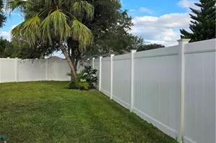 857 Summerfield Dr, Naples, FL 34120 - Photo 23