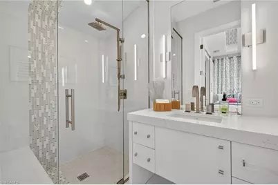 405 7th Ave N, Naples, FL 34102 - Photo 35