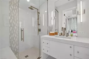 405 7th Ave N, Naples, FL 34102 - Photo 35