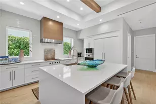 405 7th Ave N, Naples, FL 34102 - Photo 9