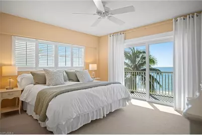 1977 Gulf Shore Blvd N #401, Naples, FL 34102 - Photo 11