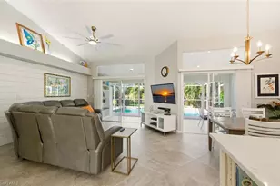 912 Belville Blvd, Naples, FL 34104 - Photo 5