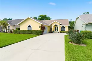 912 Belville Blvd, Naples, FL 34104 - Photo 1