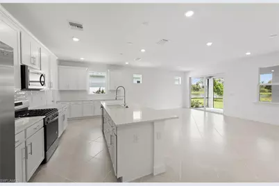 17290 Willow Tree Ln, North Fort Myers, FL 33917 - Photo 5