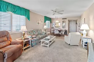 29 High Point Cir E, Naples, FL 34103 - Photo 7