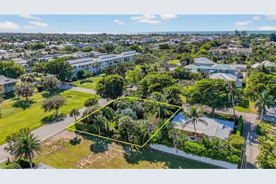 709 Broad Ave S, Naples, FL 34102 - Photo 19