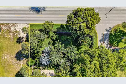 709 Broad Ave S, Naples, FL 34102 - Photo 9