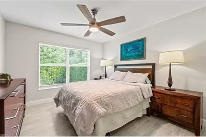 2039 Terrazzo Ln, Naples, FL 34104 - Photo 17