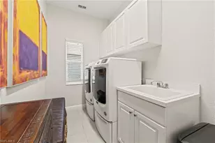 2039 Terrazzo Ln, Naples, FL 34104 - Photo 23