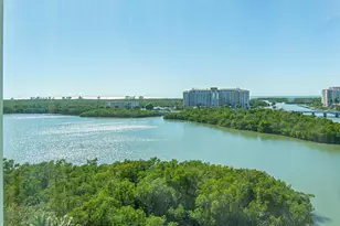 420 Cove Tower Dr, Naples, FL 34110 - Photo 19