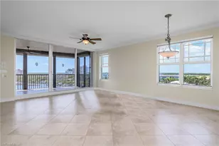 420 Cove Tower Dr, Naples, FL 34110 - Photo 5