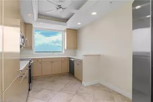 420 Cove Tower Dr, Naples, FL 34110 - Photo 11