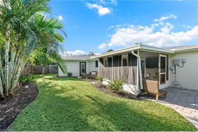 9792 Tonya Ct, Bonita Springs, FL 34135 - Photo 17