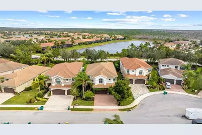 3082 Hudson Ter, Naples, FL 34119 - Photo 3