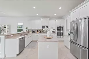 3082 Hudson Ter, Naples, FL 34119 - Photo 17