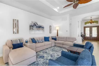 4923 Cerromar Dr, Naples, FL 34112 - Photo 7