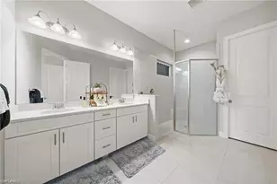 19729 Estero Pointe Ln, Fort Myers, FL 33908 - Photo 11