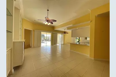 7304 Carducci Ct, Naples, FL 34114 - Photo 9