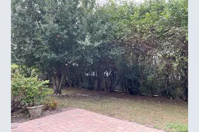 385 Ashbury Way, Naples, FL 34110 - Photo 13