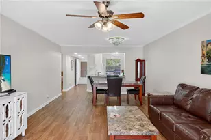 380 Horse Creek Dr, Naples, FL 34110 - Photo 9