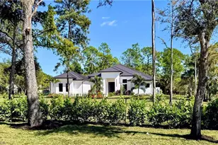 264 13th St NW, Naples, FL 34120 - Photo 3