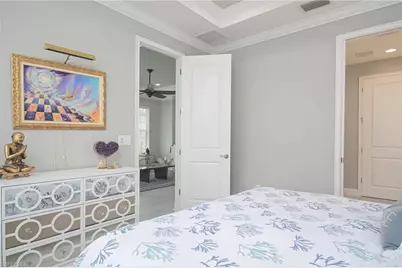 8013 Calle Canovas Ct, Naples, FL 34114 - Photo 15