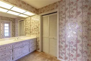 2353 Abbey Ct, Naples, FL 34112 - Photo 27