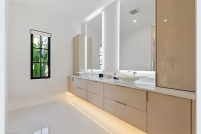 27287 Tennessee St, Bonita Springs, FL 34135 - Photo 21