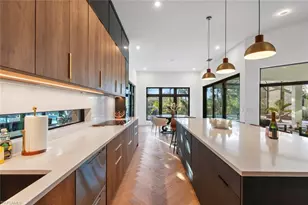 27287 Tennessee St, Bonita Springs, FL 34135 - Photo 11