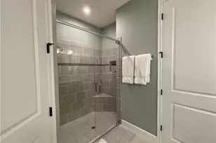 8021 Calle Canovas Ct, Naples, FL 34114 - Photo 19