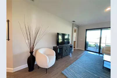 8021 Calle Canovas Ct, Naples, FL 34114 - Photo 11