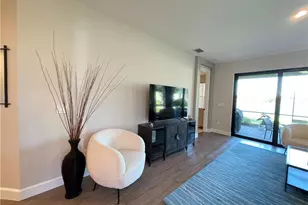 8021 Calle Canovas Ct, Naples, FL 34114 - Photo 11