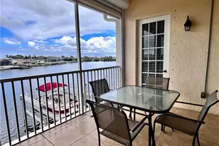 190 Shadroe Cove Cir, Cape Coral, FL 33991 - Photo 27