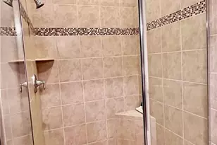 190 Shadroe Cove Cir, Cape Coral, FL 33991 - Photo 9