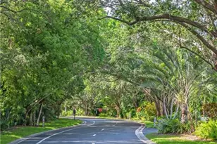 290 Naples Cove Dr, Naples, FL 34110 - Photo 33