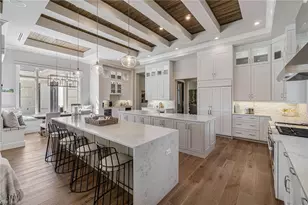 6188 Freemont Dr, Naples, FL 34119 - Photo 9