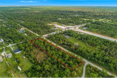 1551 12th Ave NE, Naples, FL 34120 - Photo 7